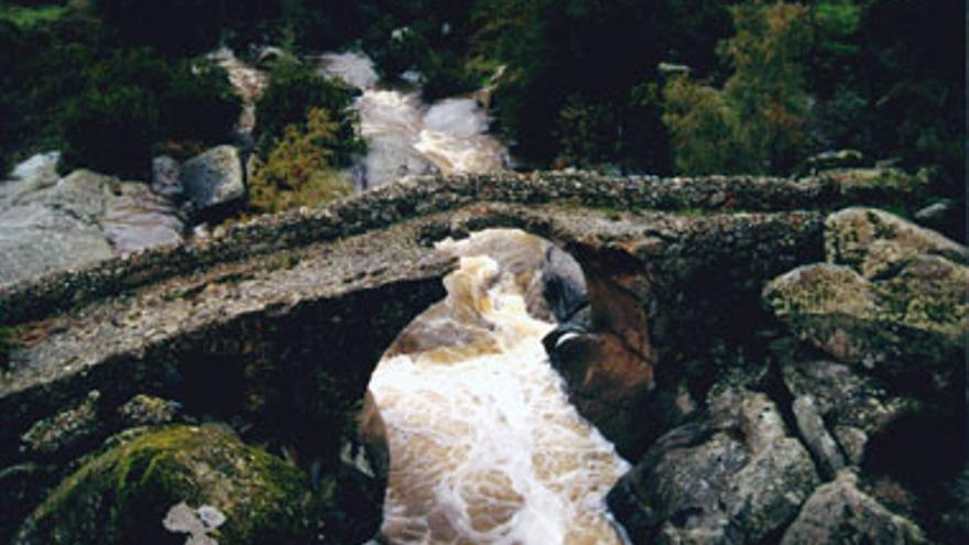 Pobre puente, el Pontón de Brovales