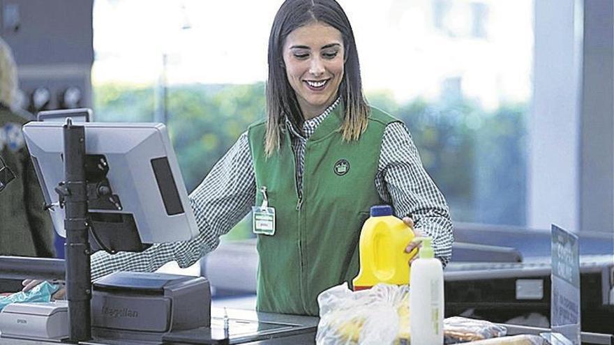 Mercadona renueva los uniformes de sus empleados