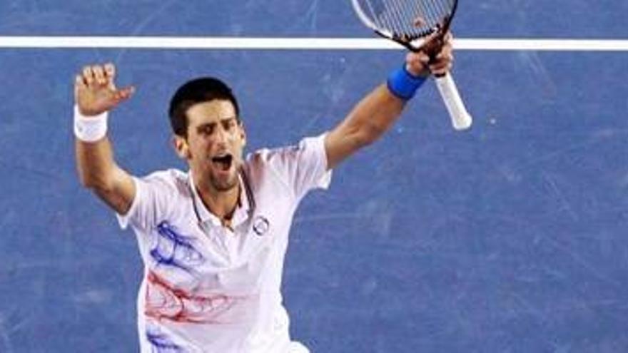 Djokovic se impone a Murray y será el rival de Nadal en la final