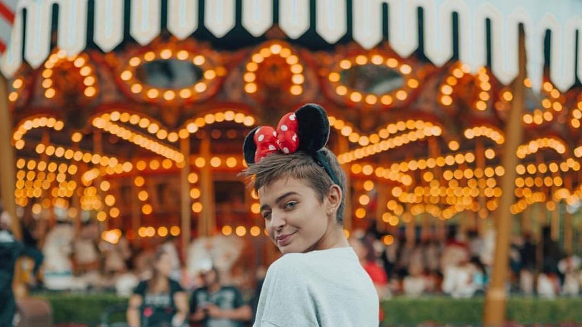 Laura Escanes, en Disneyland Park (California)