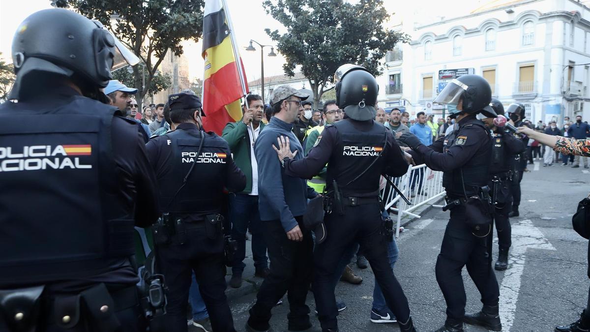 Un  momento de la protesta de los agricultores.