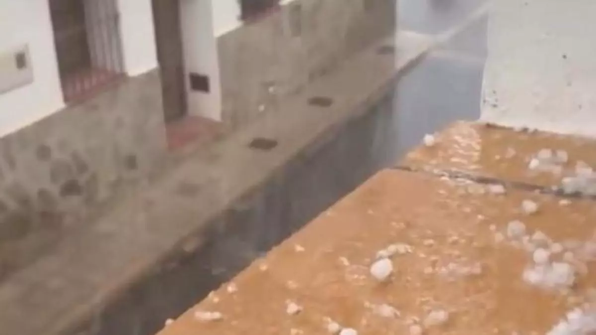 Fuertes granizadas en el interior de Castellón