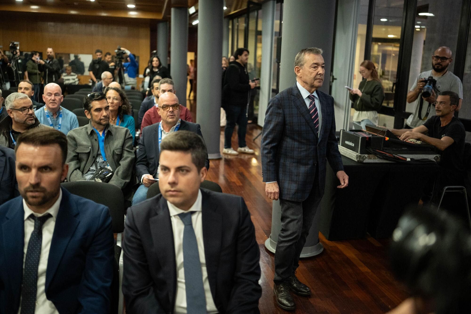 La Junta Extraordinaria del CD Tenerife se aplaza a segunda convocatoria