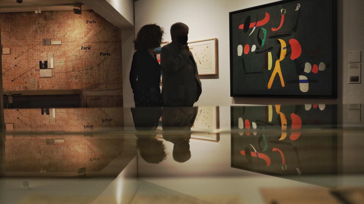 Sala de la exposición 'Miró-ADLAN', en la Fundació del artista catalán.