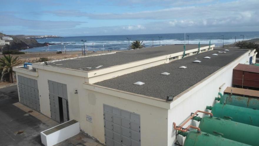 El Cabildo saca a concurso la instalación de 380 placas fotovoltaicas en la desaladora de Bocabarranco