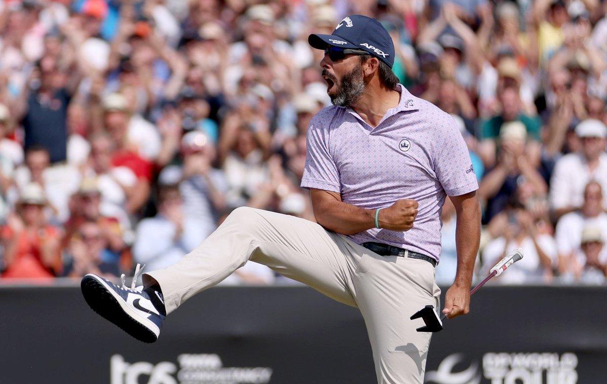 Pablo celebra el último putt que acabó en birdie para cerrar la victoria en el KLM Open