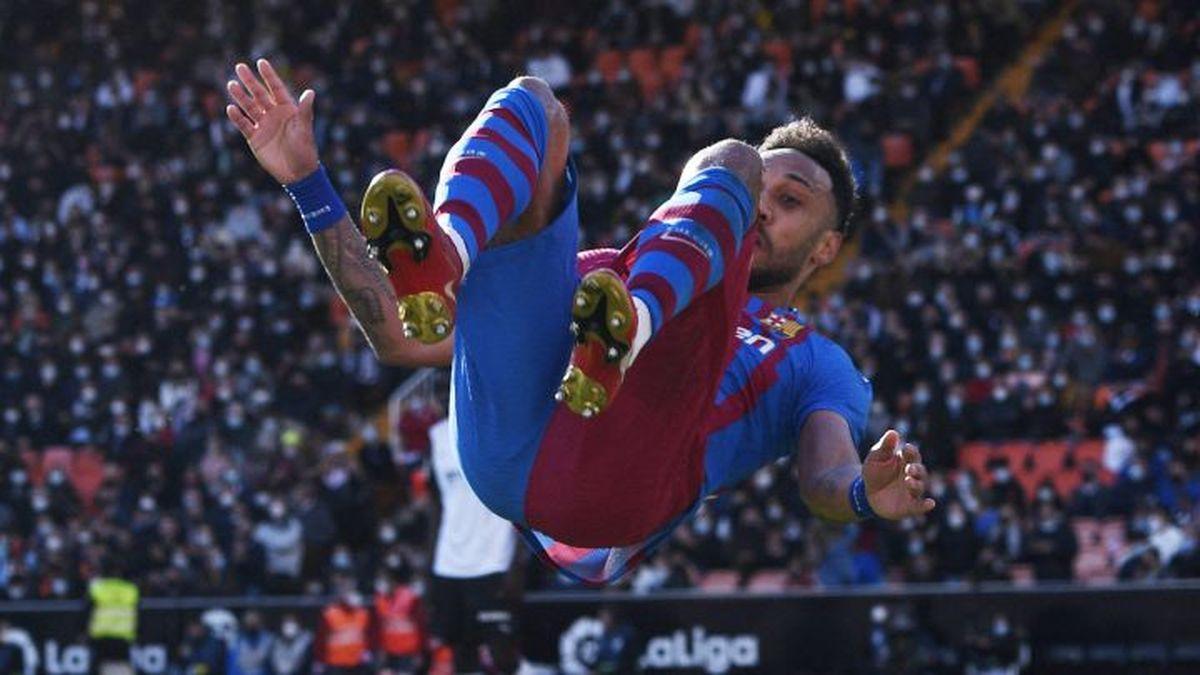 Aubameyang logró su primer triplete de goles como miembro del FC Barcelona