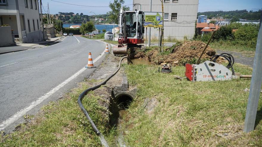 Una avería en la red de agua de Oleiros genera problemas de suministro en Mera