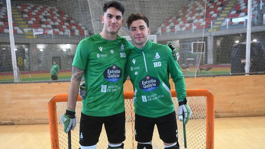 Fran Torres ‘Tombita’ y Fabrizio Ciocale, jugadores del Liceo, en el Palacio de los Deportes de Riazor. |  // CARLOS PARDELLAS