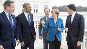 Merkel, junto a Hameron, Obama, Hollande y Renzi, en Hannover.