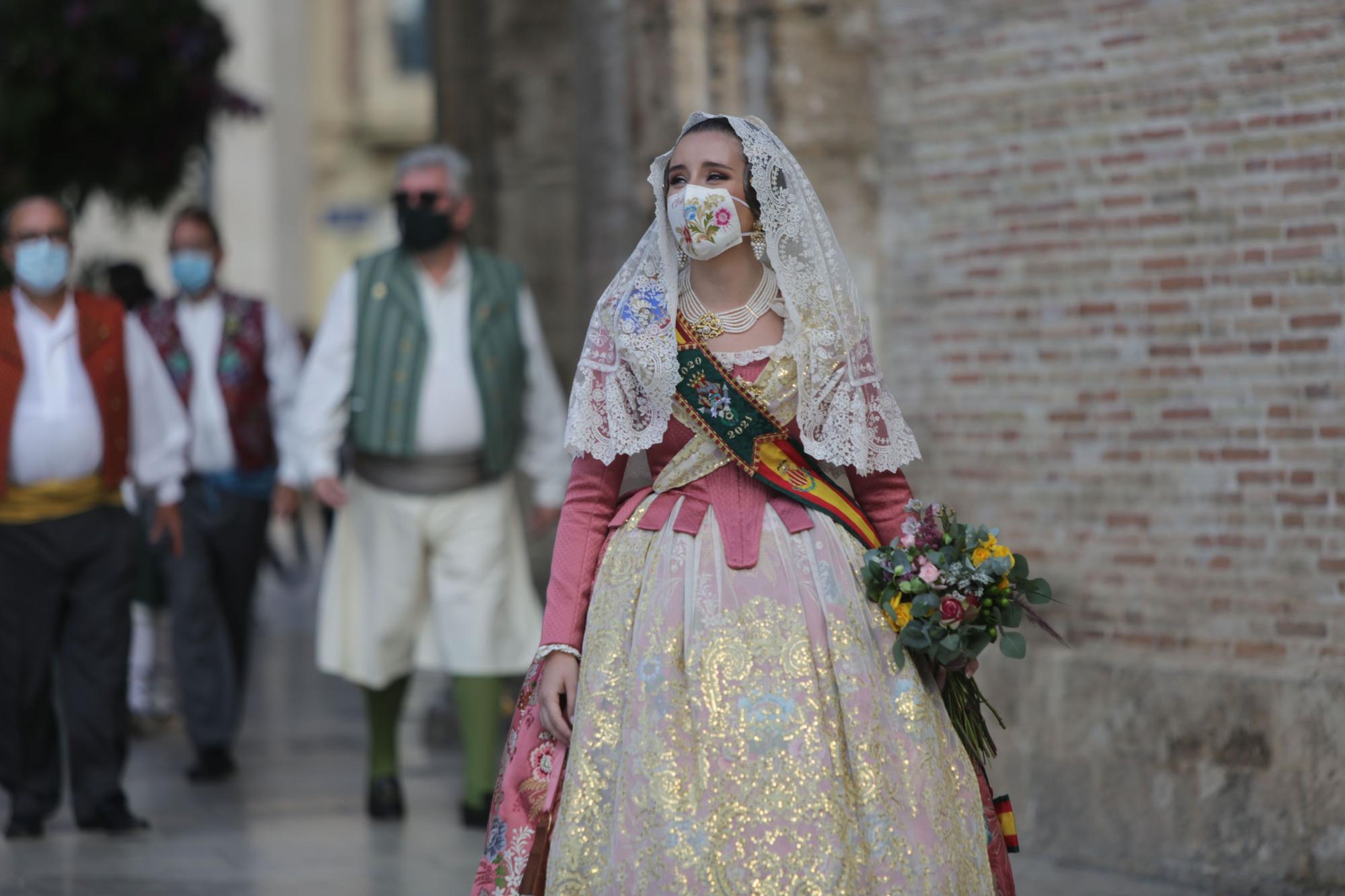 Búscate en el segundo día de Ofrenda por la calle de la Mar (entre las 19.00 y las 20.00 horas)