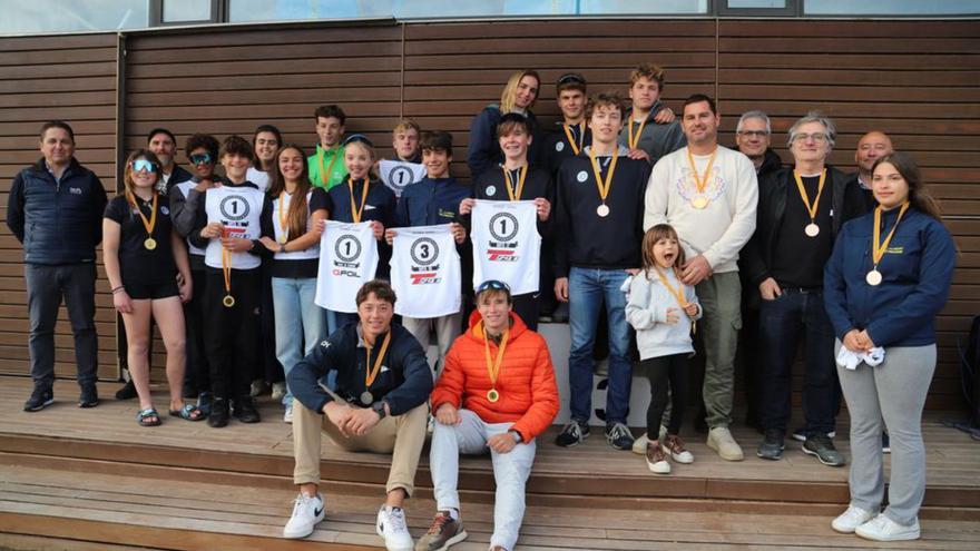 Els medallistes dels campionats catalans celebrats a Roses. | GEN ROSES