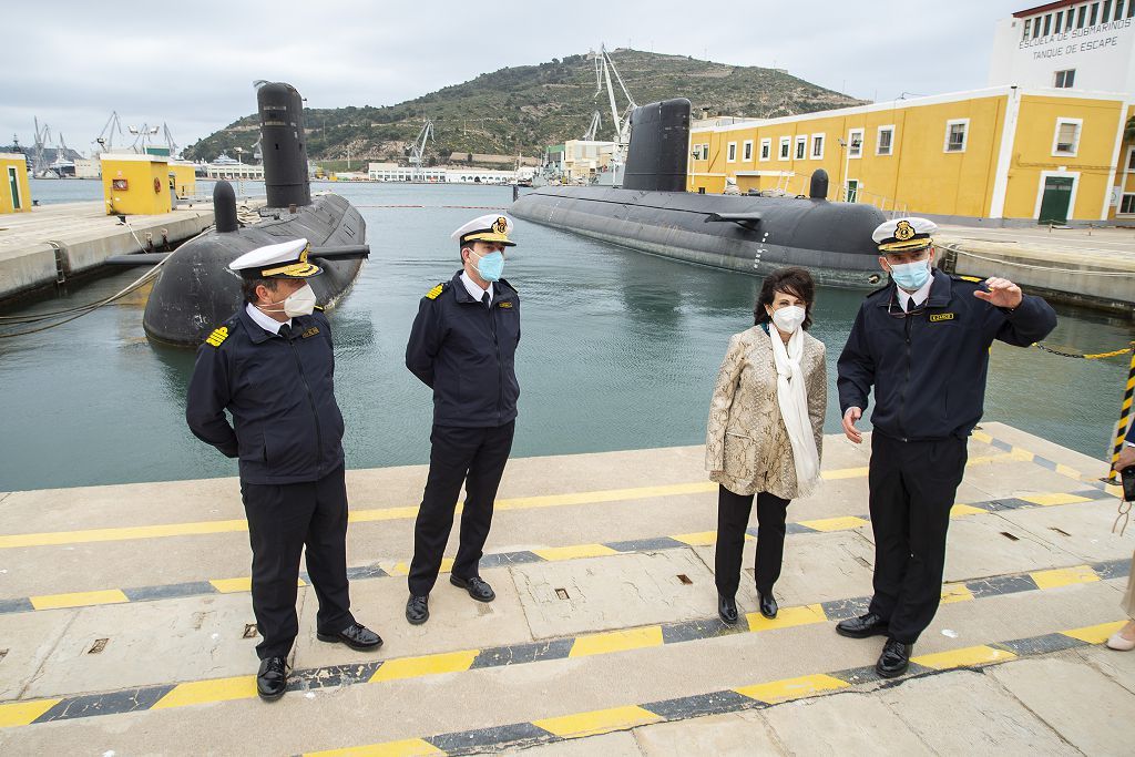 La ministra de Defensa, Margarita Robles, visita la Flotilla de Submarinos de la Armada en Cartagena