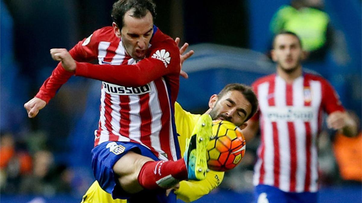 El Atlético se estrelló frente al Villarreal y casi se despidió de sus esperanzas de alcanzar al Barça