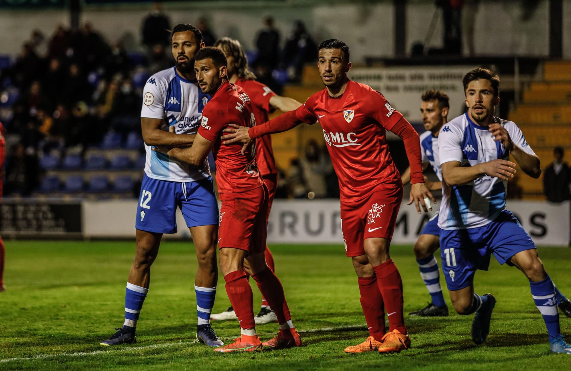 Tercer pinchazo seguido del Alcoyano (0-2)