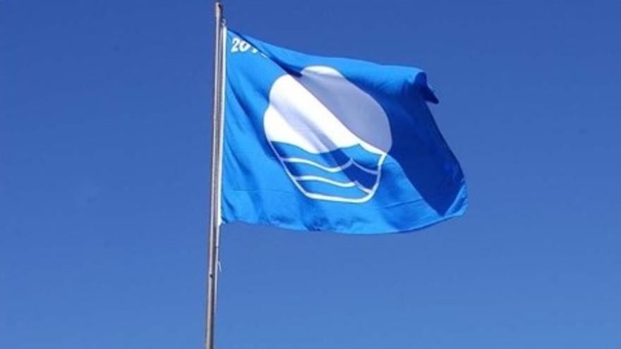 La playa más visitada de Lanzarote se queda sin Bandera Azul 2024: este es el motivo