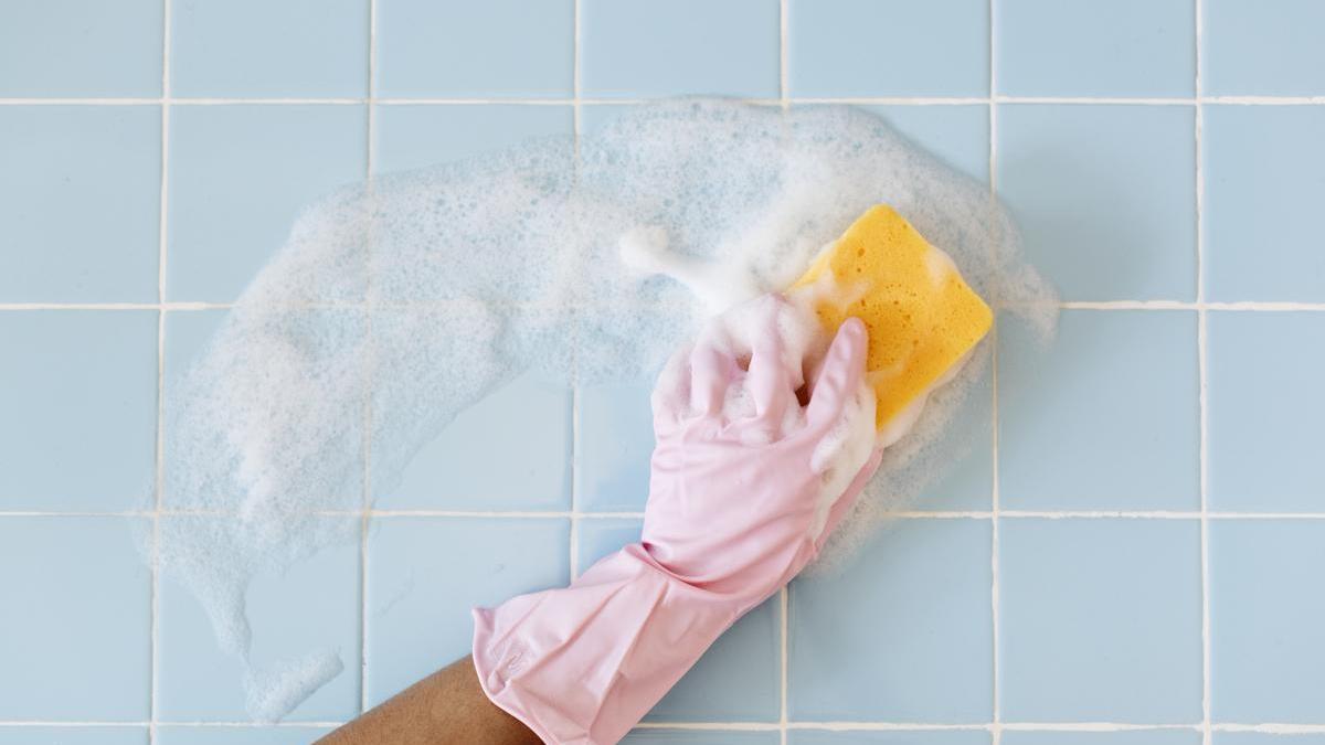 Piedra blanca limpieza | Por unos cuatro euros podrás limpiar infinidad de zonas de tu hogar
