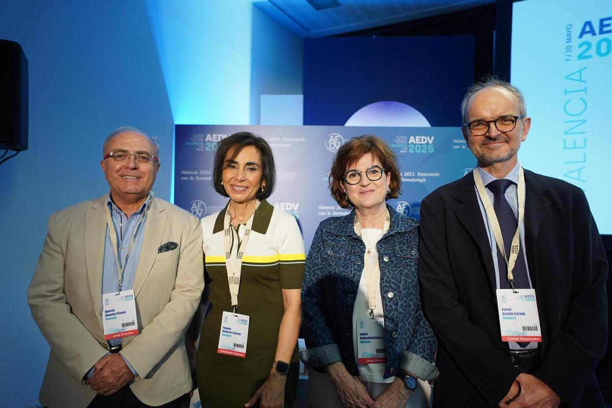 Agustín Buendía, Yolanda Gilaberte, Isabel Belinchón y Rafael Estrada en la presentación del Congreso Nacional de Dermatología.