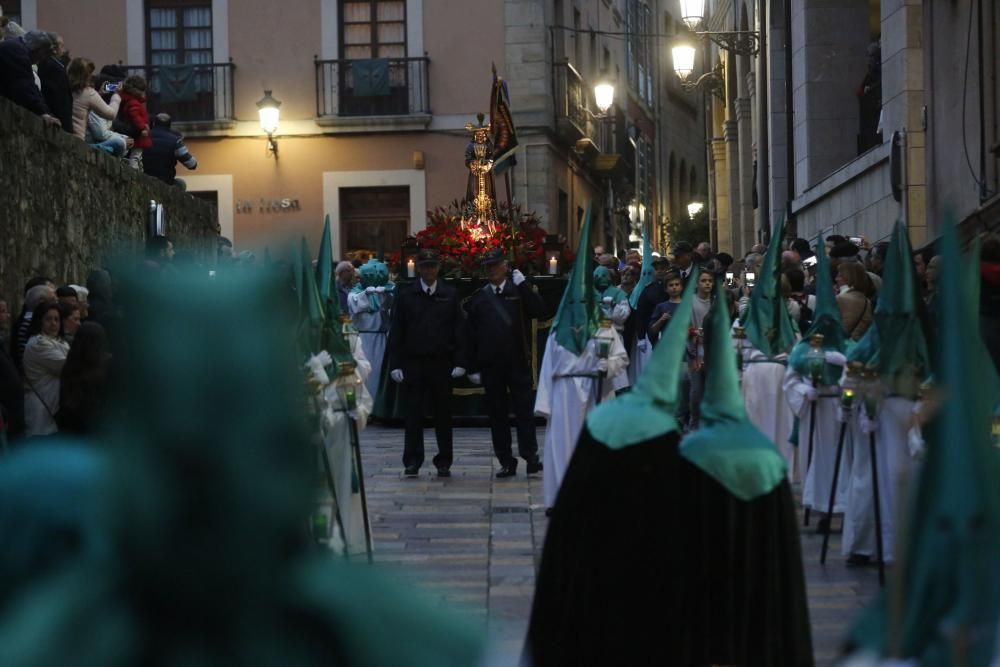 Procesión del Jesús Cautivo en la Semana Santa de Avilés