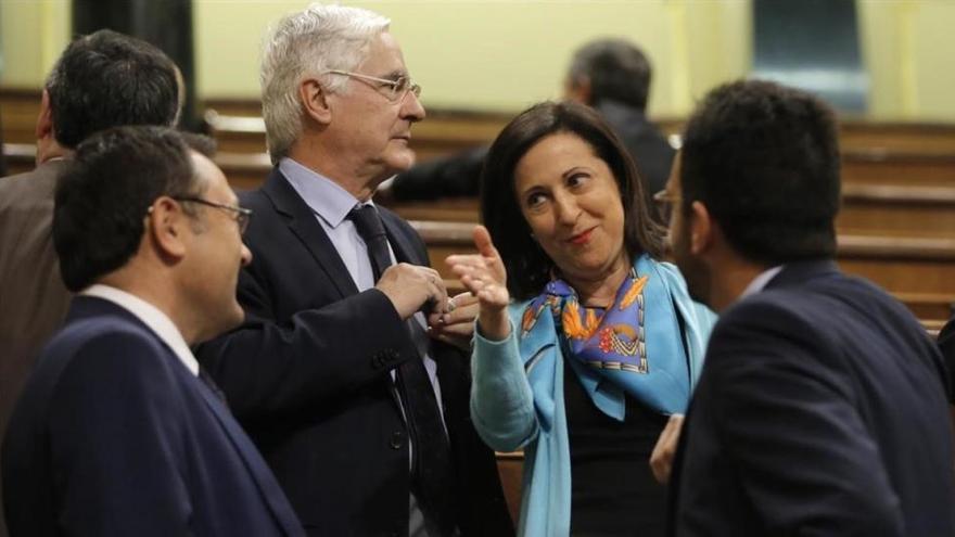 Los &#039;sanchistas&#039; piden el cese del diputado que insultó a Margarita Robles