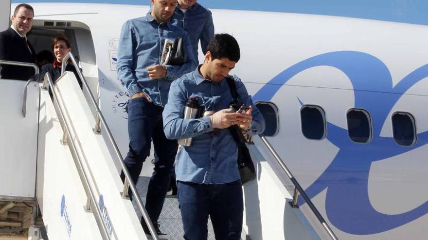 El Barça aterriza en el Aeropuerto de Castellón con Messi al frente