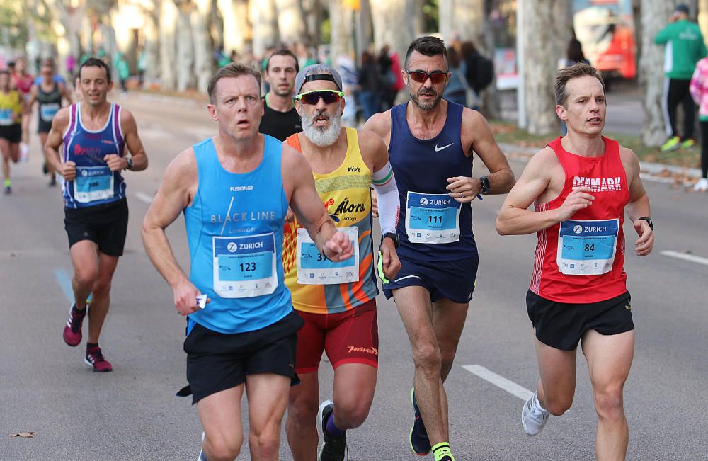 Las mejores imágenes de la Maratón de Málaga 2018