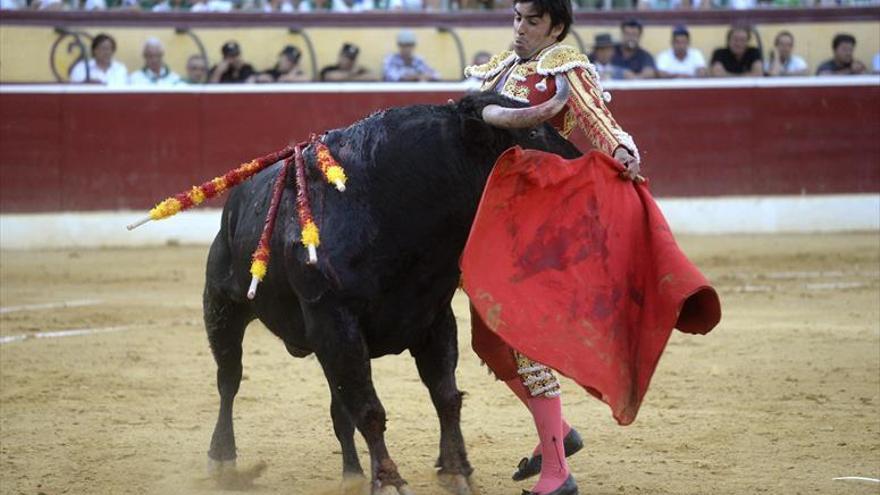 Antonio Ferrera cuaja un gran toro de Buenavista en Huesca