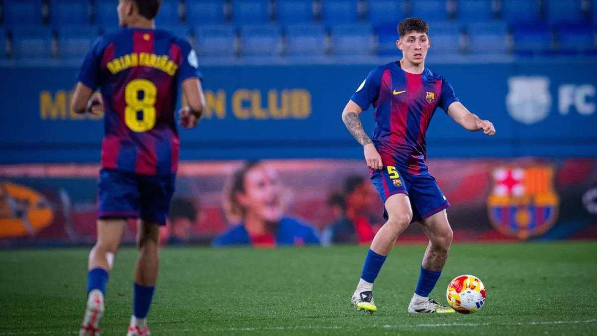 Pacífico, durante un lance del Barça Atlètic-Sant Andreu