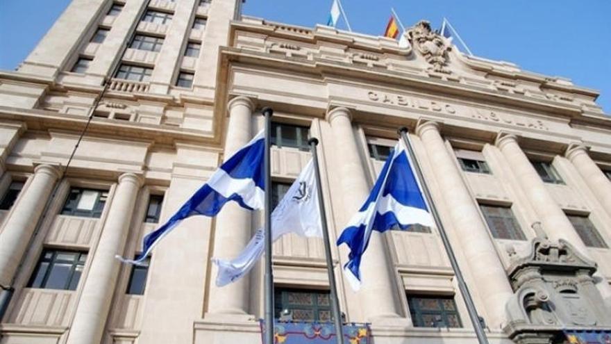 Los consejeros expulsados de Cs mantendrán sus cargos en el Cabildo