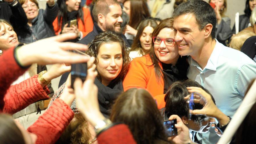 Pedro Sánchez durante una visita a A Coruña.