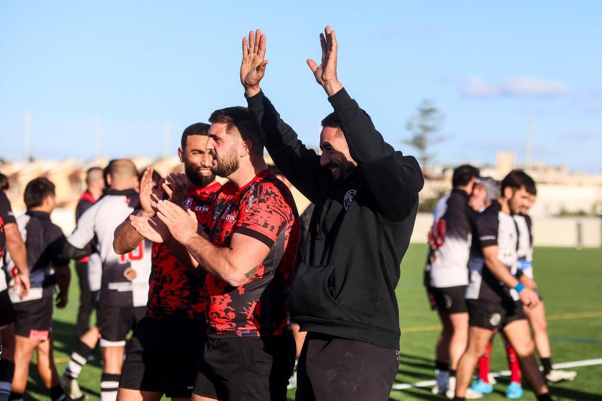 Mira todas las imágenes del triunfo del Ibiza Rugby frente a El Toro
