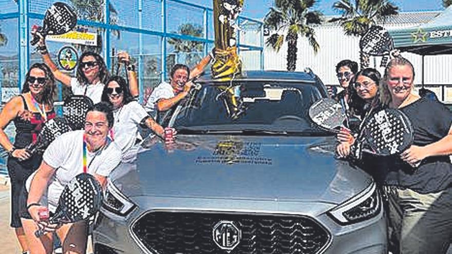 MG Huertas Auto, con el deporte femenino en el IV torneo benéfico de pádel Mariweekend