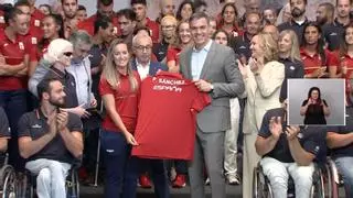 Sánchez recibe a los equipos para los JJOO de París 2024