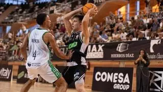 El Cáceres apabulla en el derbi copero ante el BCB