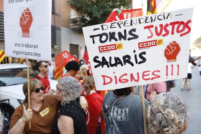 Les fotos de la protesta a Girona per exigir la reducció de la jornada laboral