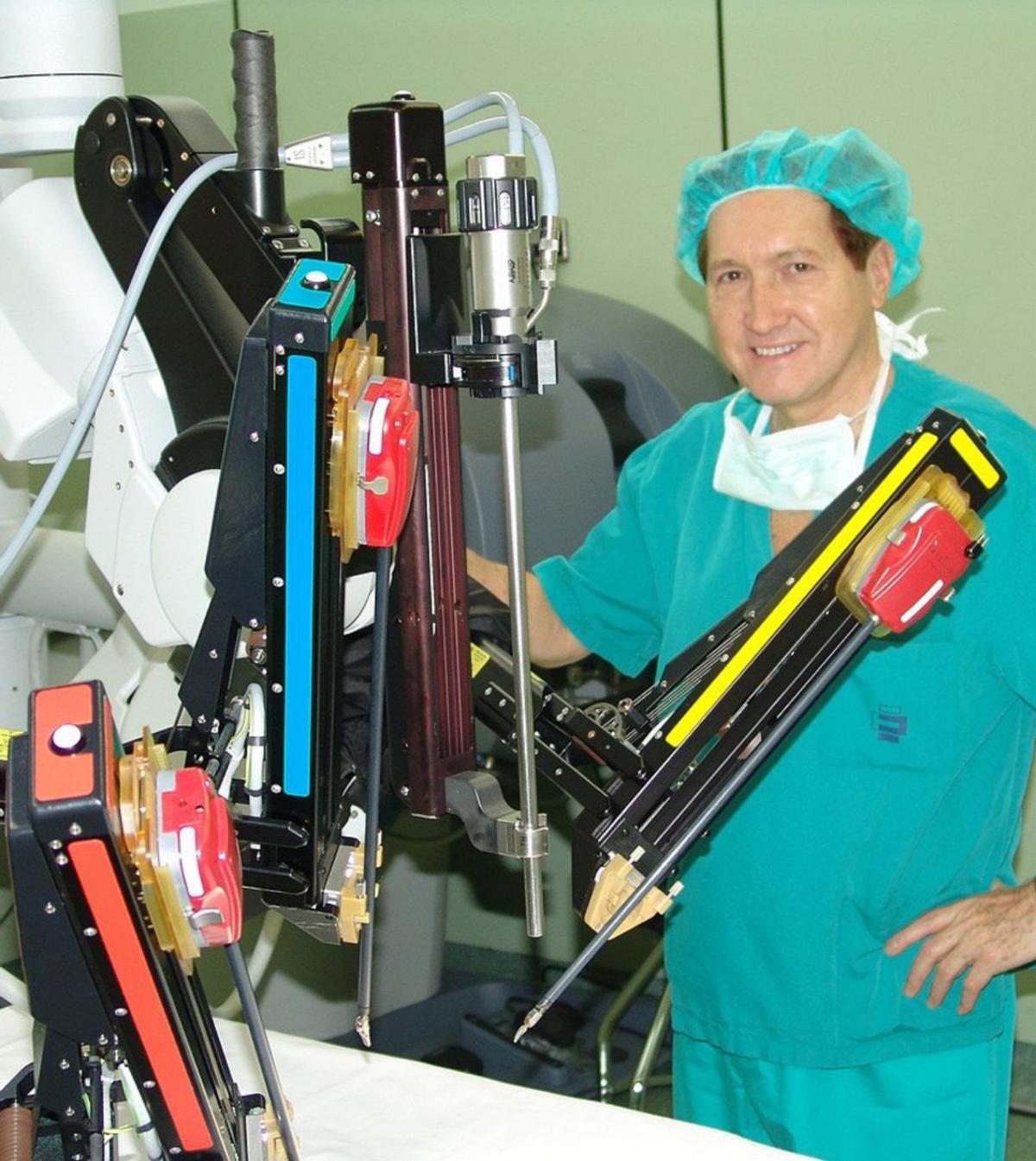 El robot cirurgià fa 20 anys El robot cirurgià fa 20 anys