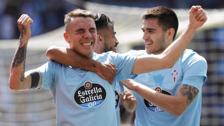 Aspas celebra su gol ante el Girona en Balaídos. // Alba Villar