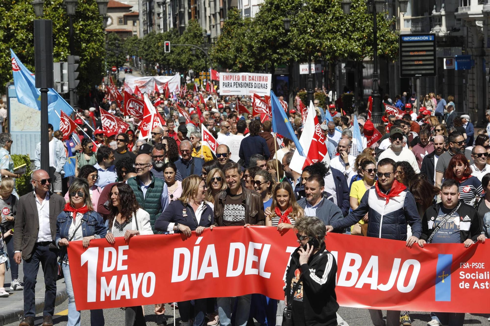EN IMÁGENES: Los sindicatos asturianos se lanzan a la calle en el ...