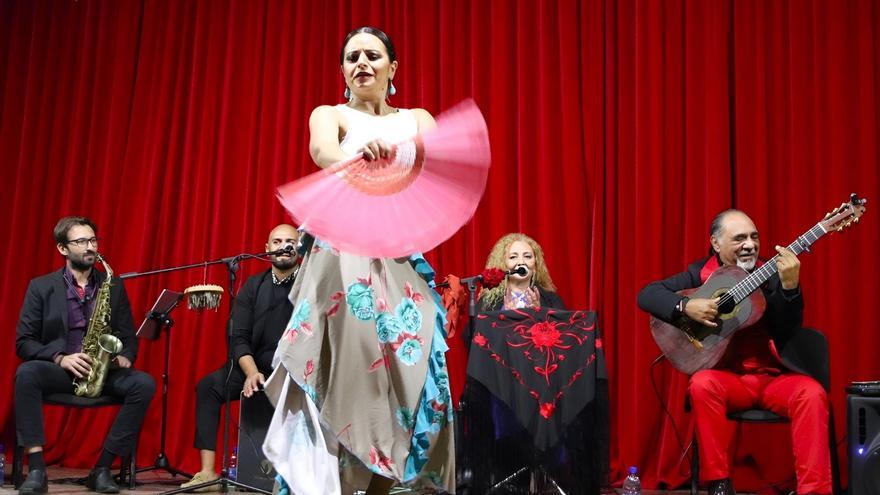 Yaiza conecta con las emociones del arte flamenco