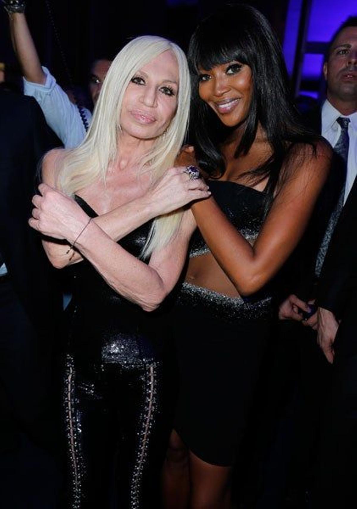 Donatella Versace y Naomi Campbell