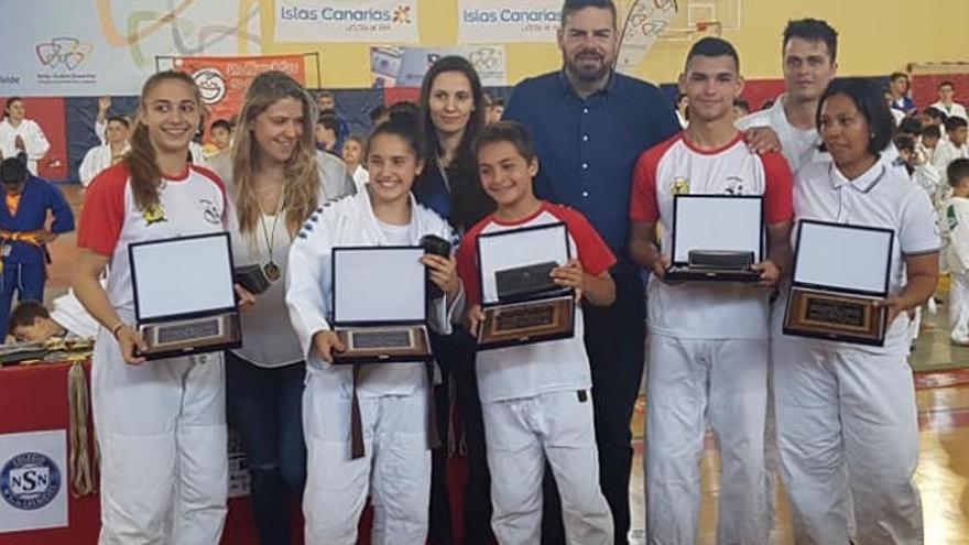 Los judokas premiados por el Club Las Nieves