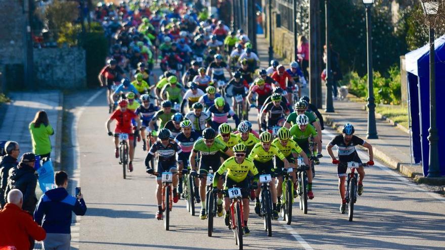 Javier Busto vence en la prueba inaugural de la Transgalaica por Cerdedo-Cotobade