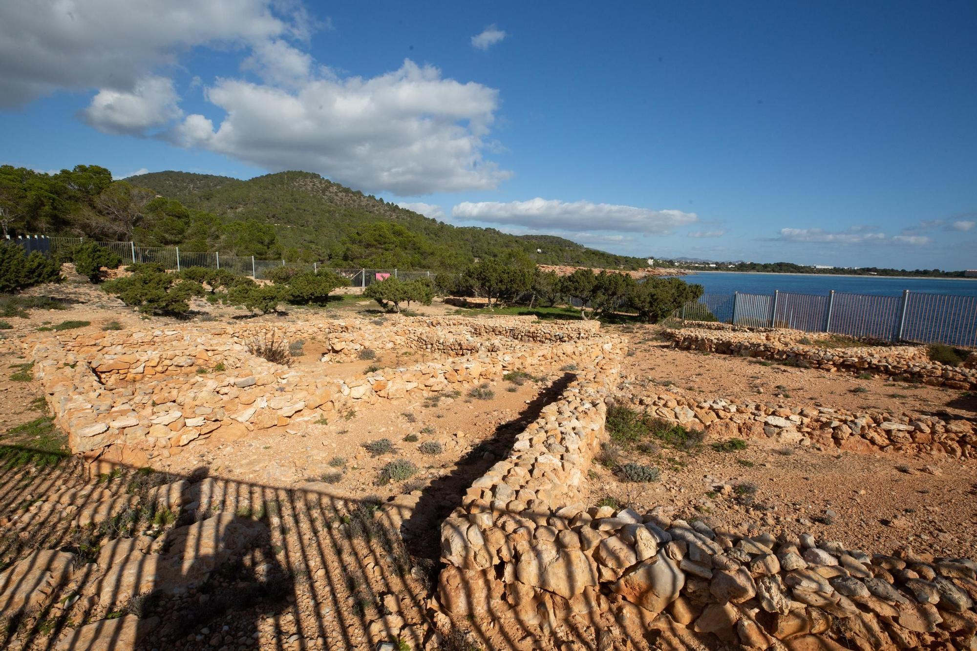 Ampliación del yacimiento de sa Caleta.