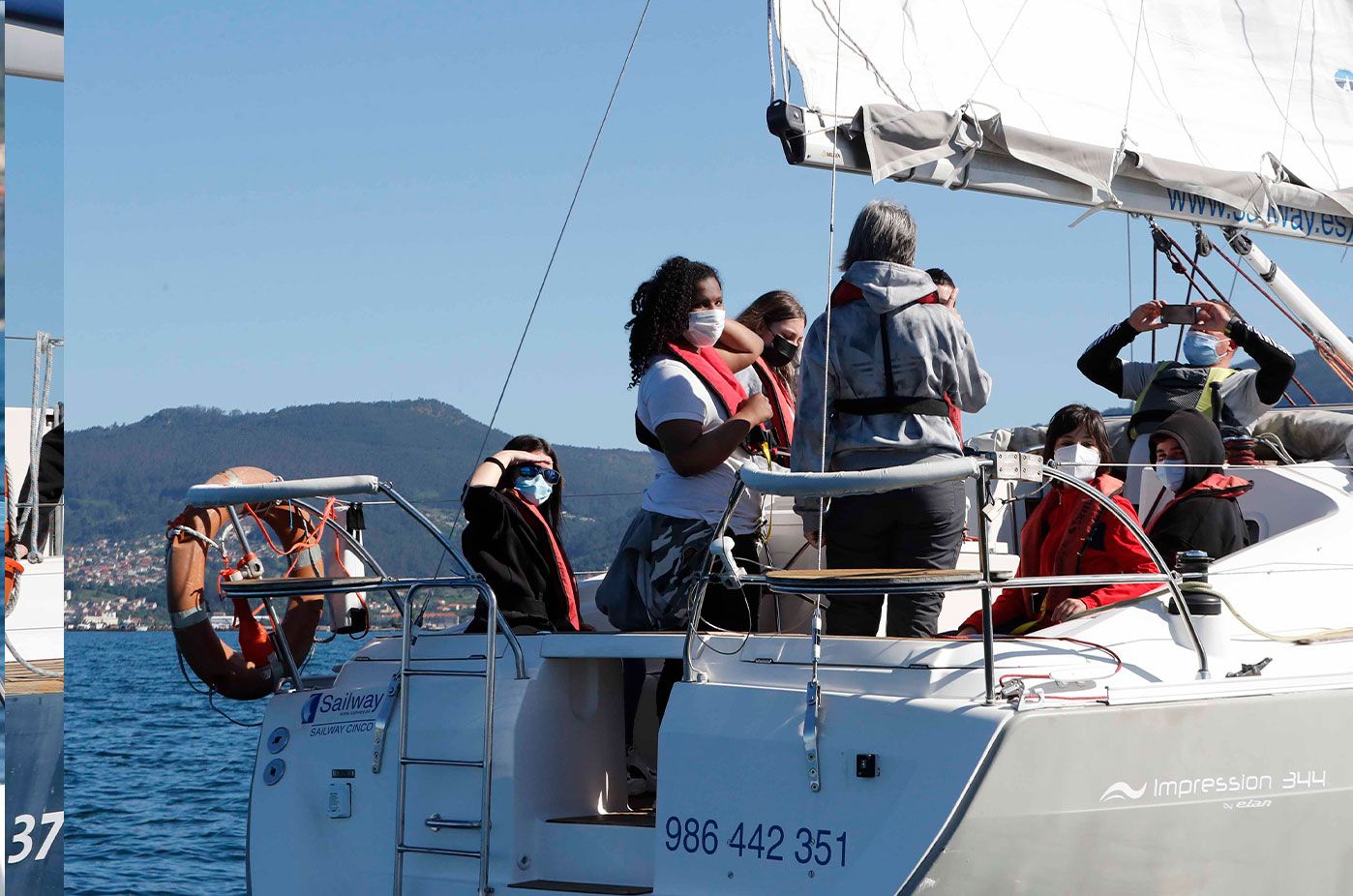 Aulas sobre el agua y libros de viento en la Ría de Vigo