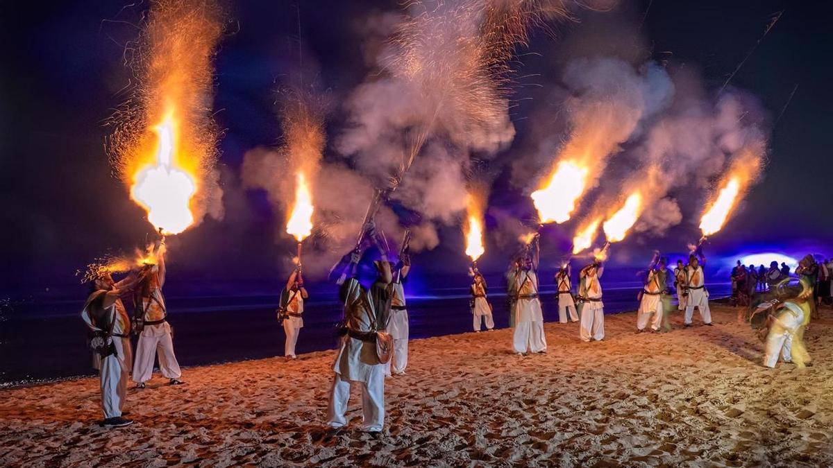 Sus fiestas reflejan el carácter abierto y pasional de esta tierra.