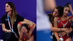 Claudia Mancinelli y  Sofia Raffaeli celebran la primera medalla individual de Italia en rítmica