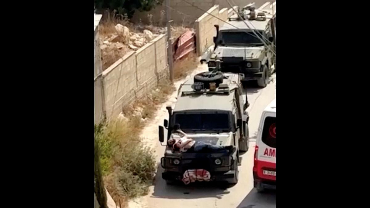 Indignación por las imágenes de un palestino atado al capó de un jeep israelí