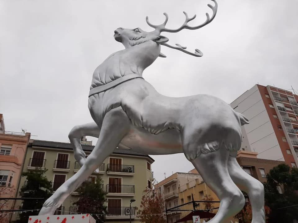 Así se ha desplantado la "falla" de Palacio y Serra en Gandia