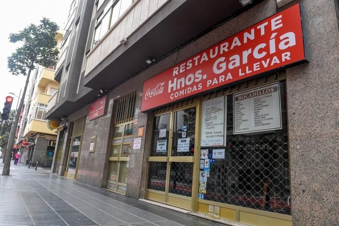 Negocios en la calle León y Castillo