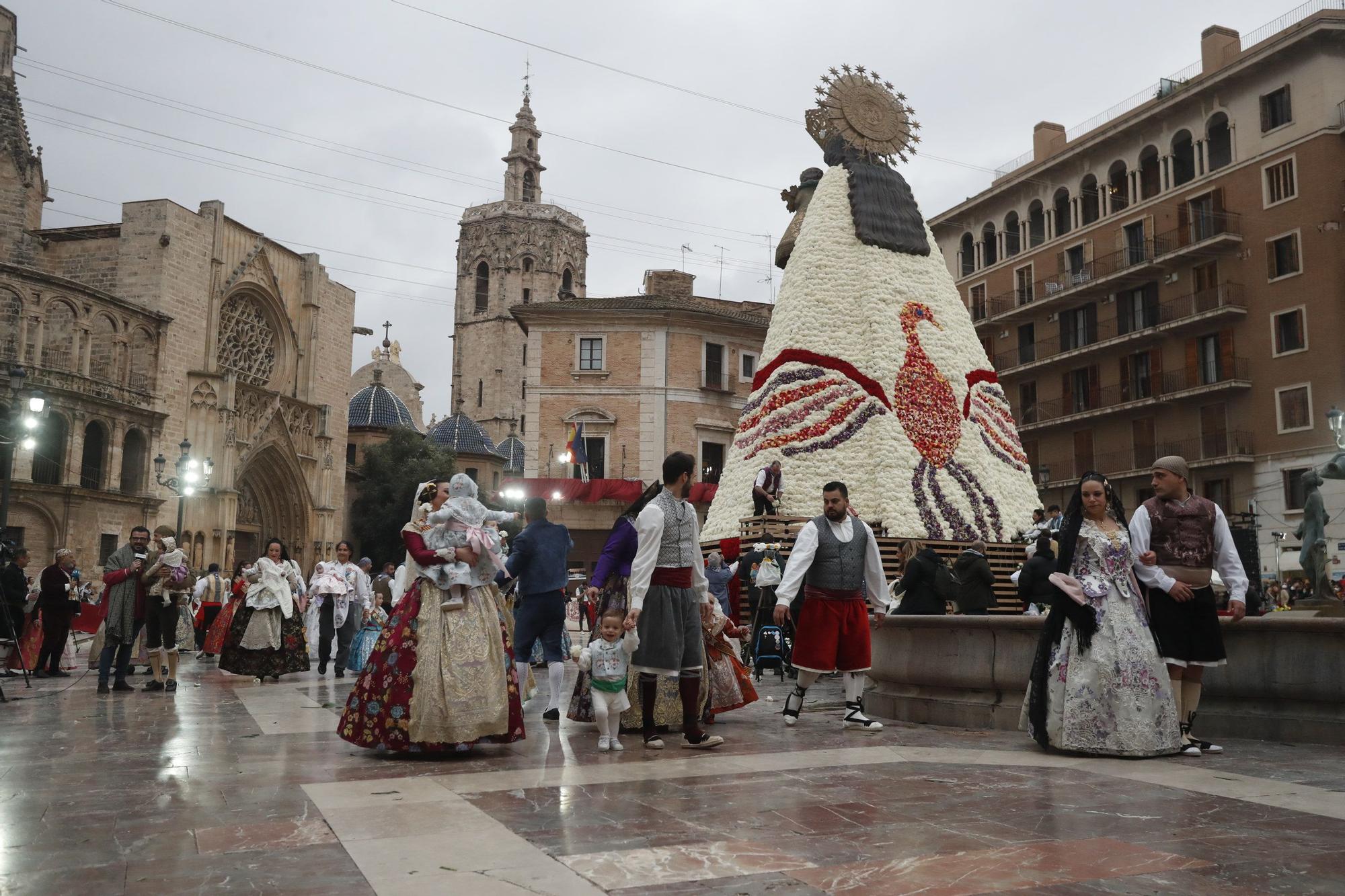 Búscate en el segundo día de ofrenda por la calle de la Paz (entre las 18:00 a las 19:00 horas)